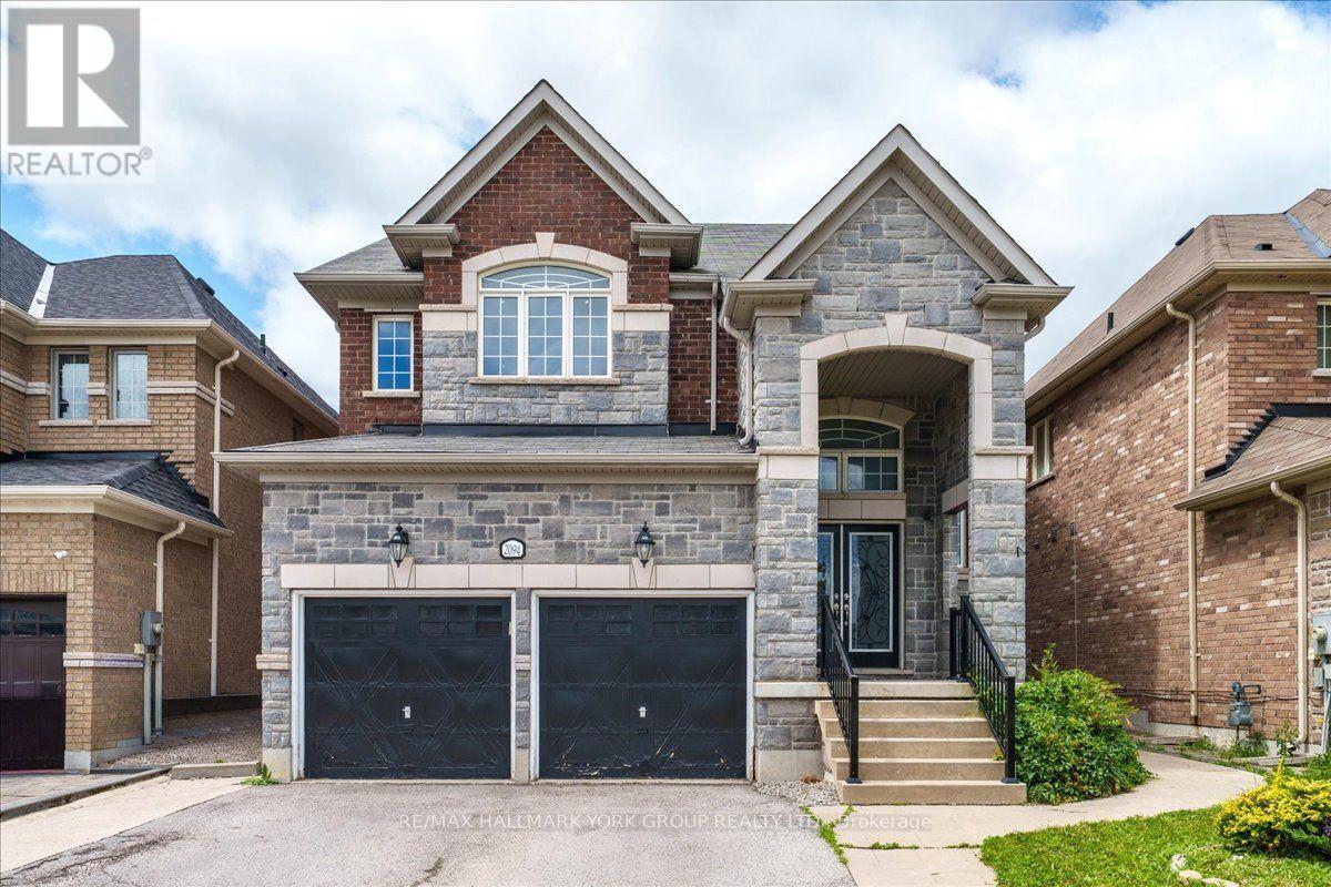 2094 WEBSTER BOULEVARD, Innisfil, Ontario