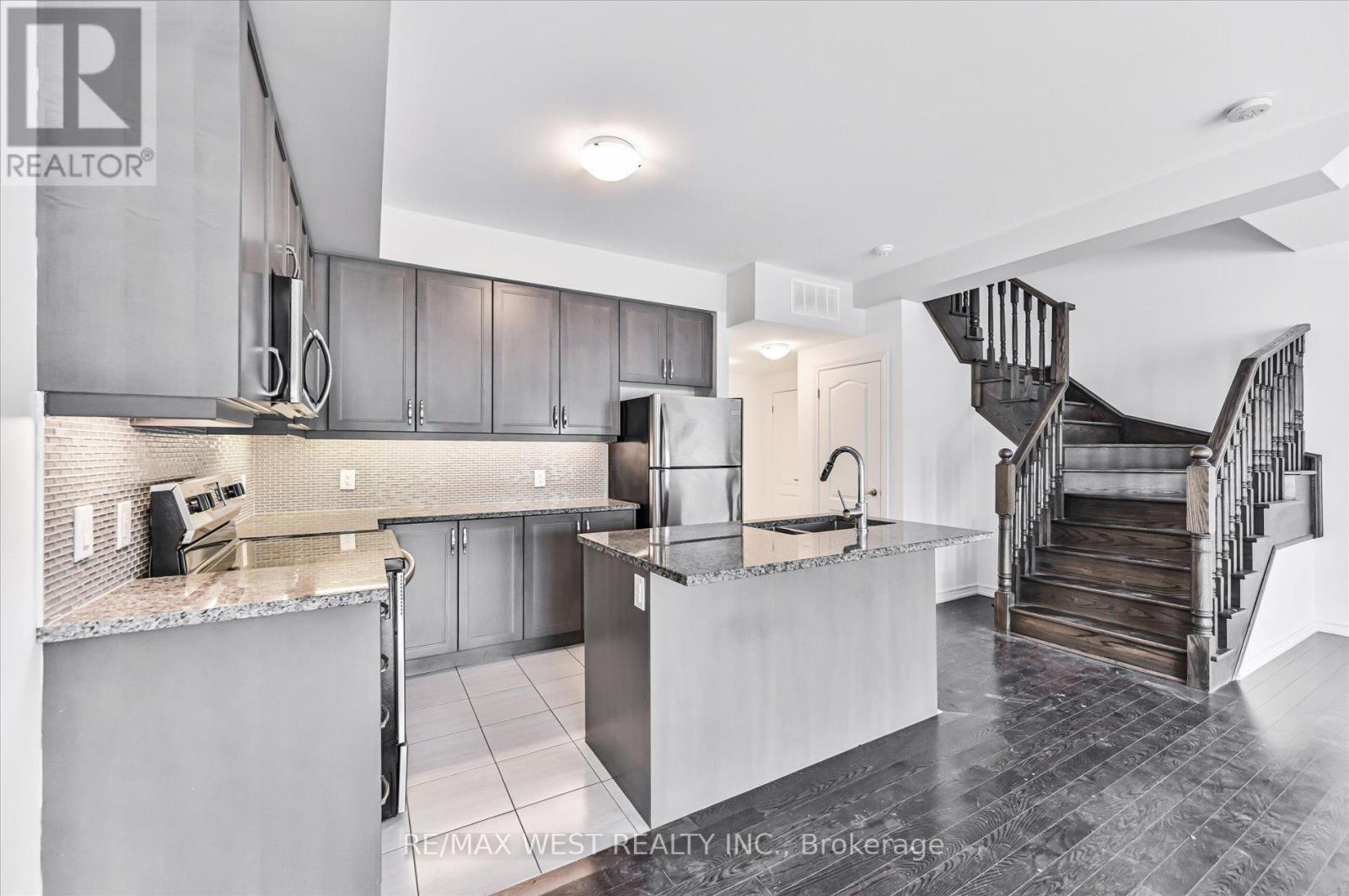 219 - 3865 Major Mackenzie Drive, Vaughan, Ontario  L4H 4P4 - Photo 13 - N13649208