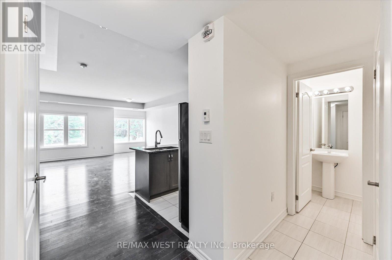 219 - 3865 Major Mackenzie Drive, Vaughan, Ontario  L4H 4P4 - Photo 8 - N13649208