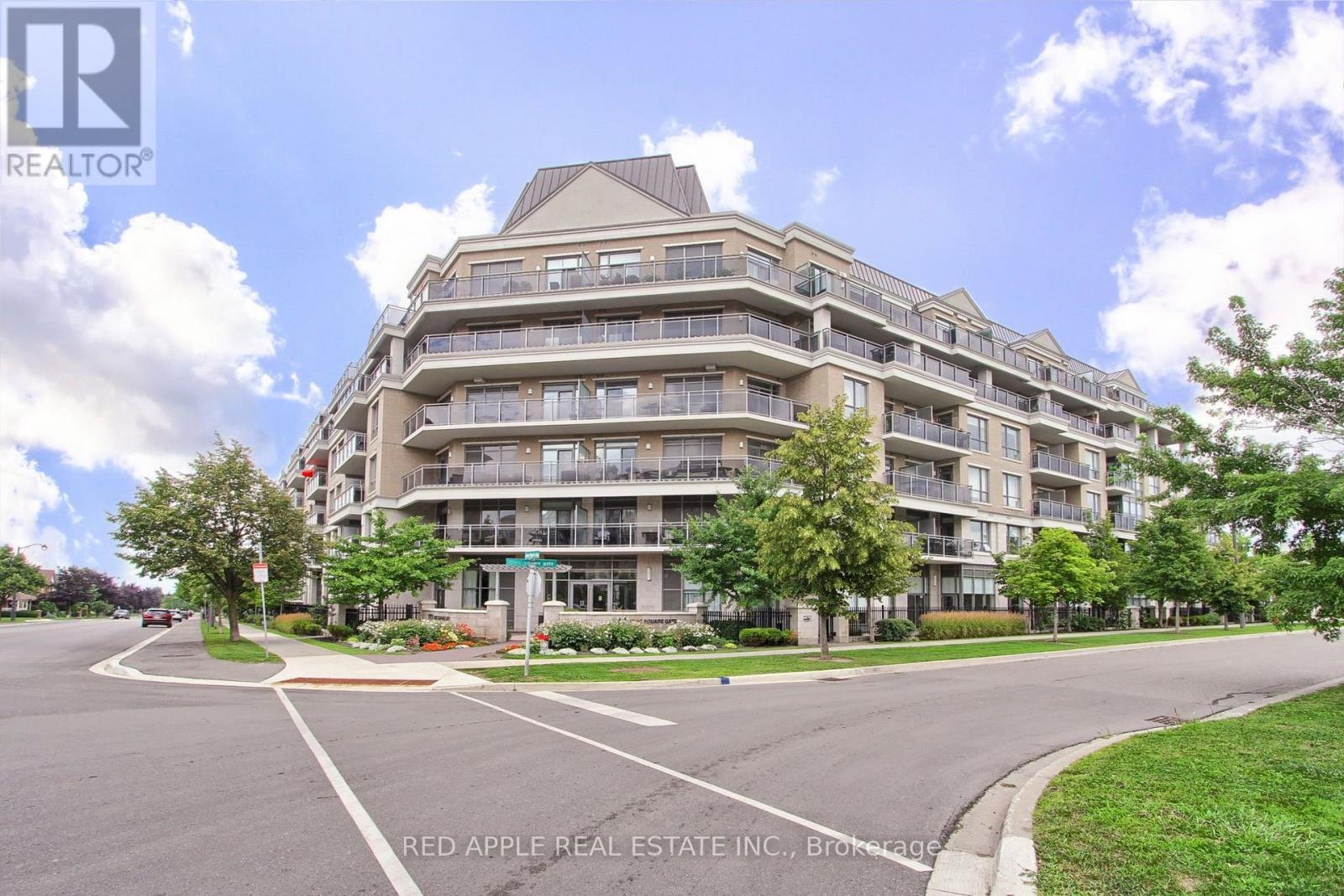 519 - 111 Civic Square, Aurora, Ontario L4G 0S6 - Photo 2 - N13649270