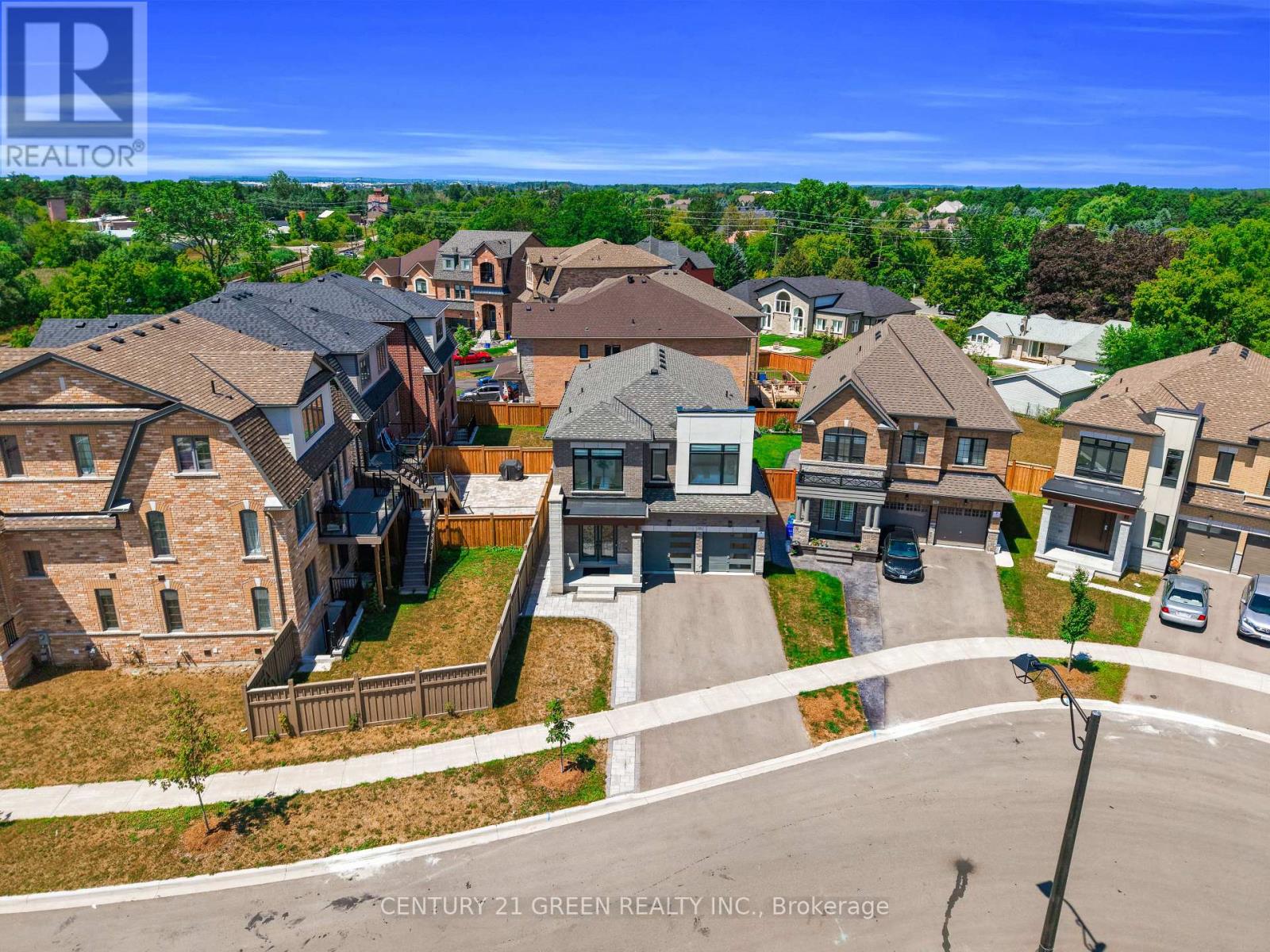 64 Coldwell Bay Circle, Vaughan, Ontario  L4H 5E9 - Photo 5 - N13649312