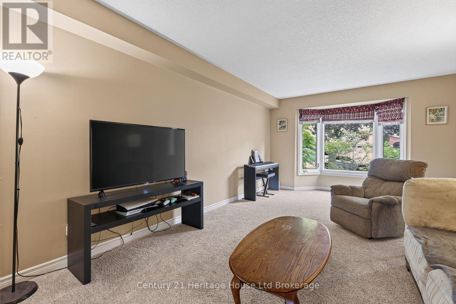 27 Sioux Crescent, Woodstock, Ontario  N4T 1G2 - Photo 13 - X13649216