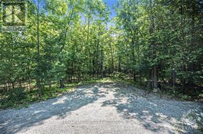6 ROCK FOREST ROAD, Ottawa, Ontario