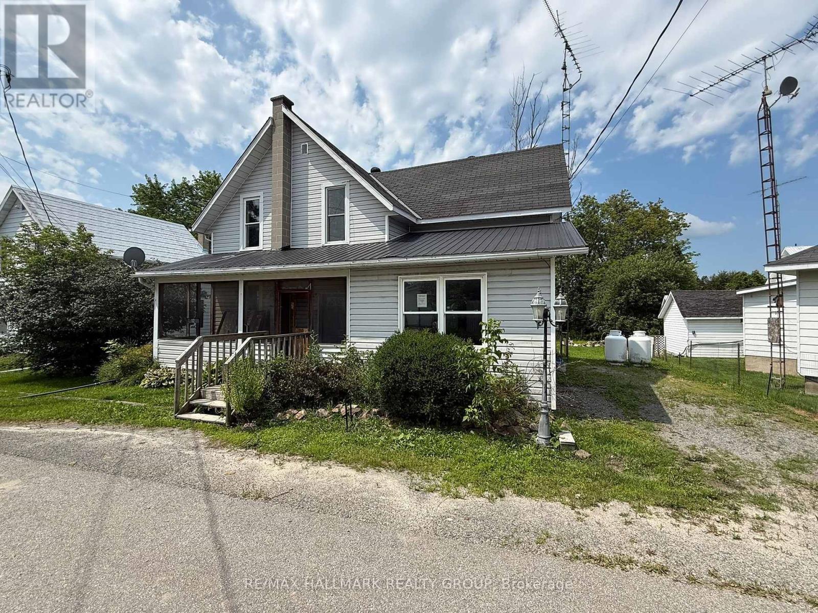 12 Circle Drive S, Rideau Lakes, Ontario  K0G 1E0 - Photo 2 - X13649150