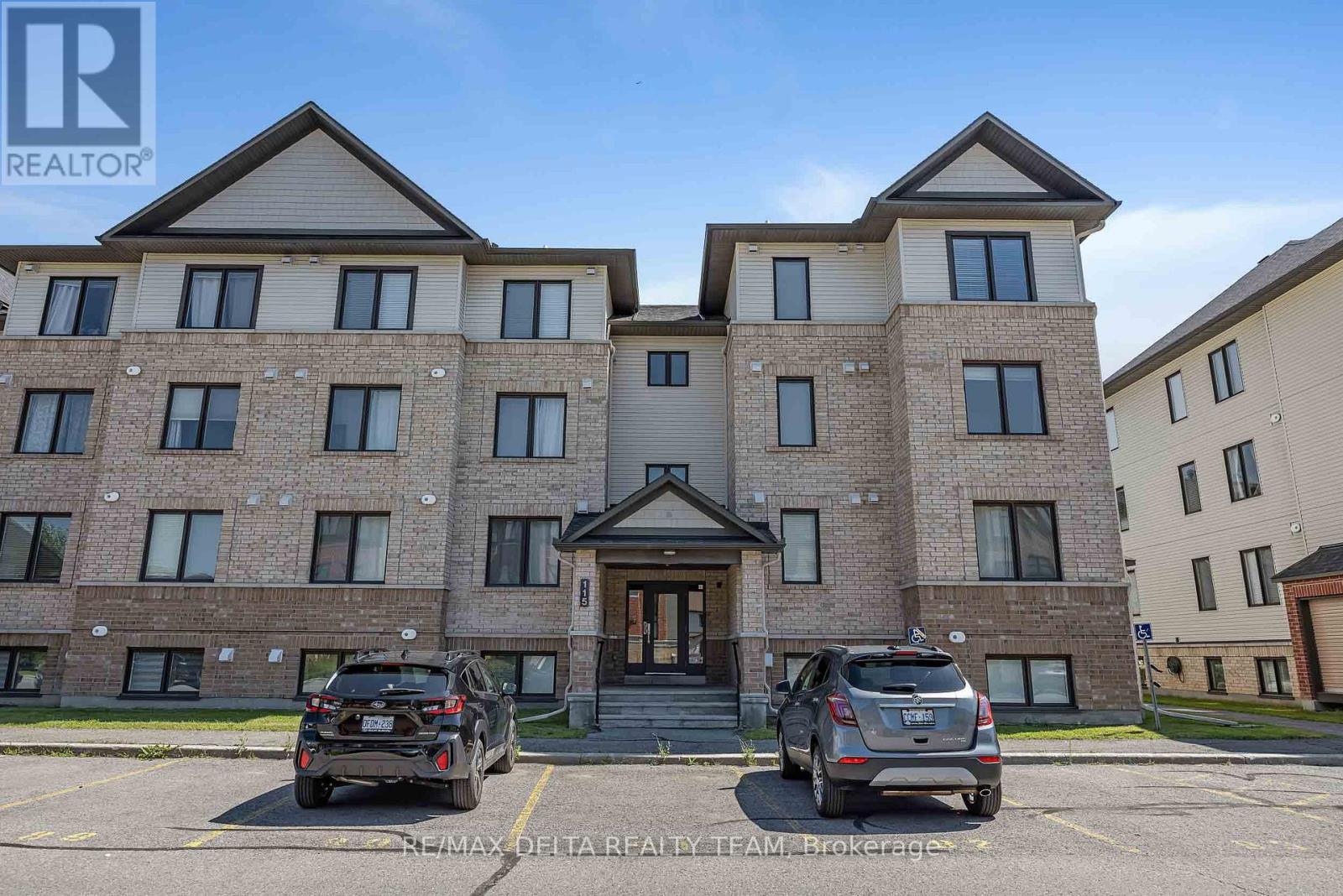 8 - 115 BLUESTONE PRIVATE, Ottawa, Ontario