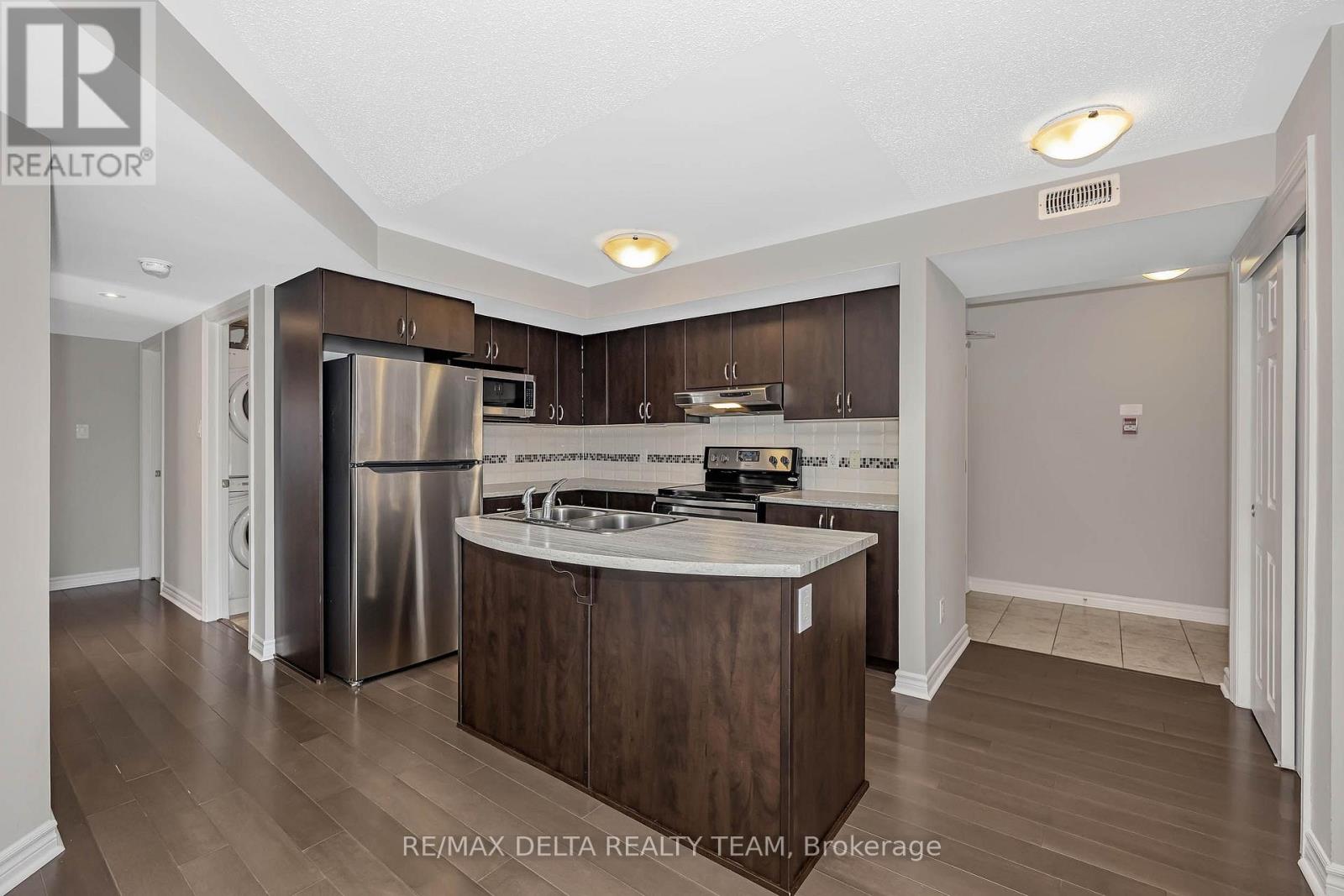 8 - 115 Bluestone Private, Ottawa, Ontario  K4A 0X7 - Photo 6 - X13649156