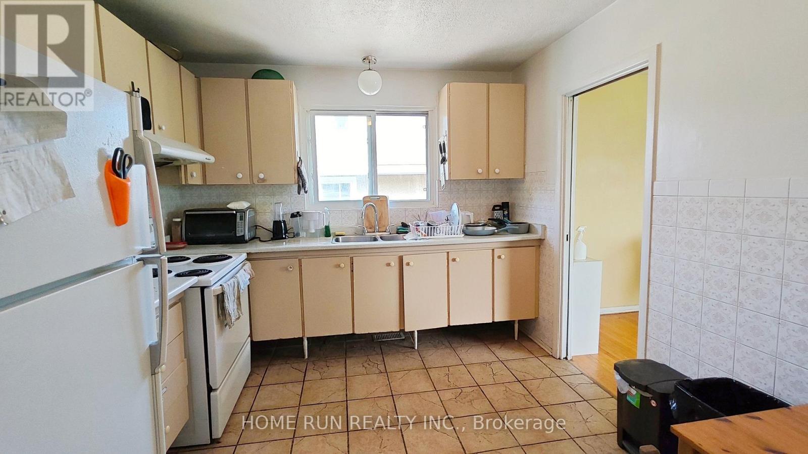 1023 Meadowlands Drive, Ottawa, Ontario  K2C 0K5 - Photo 32 - X13649280