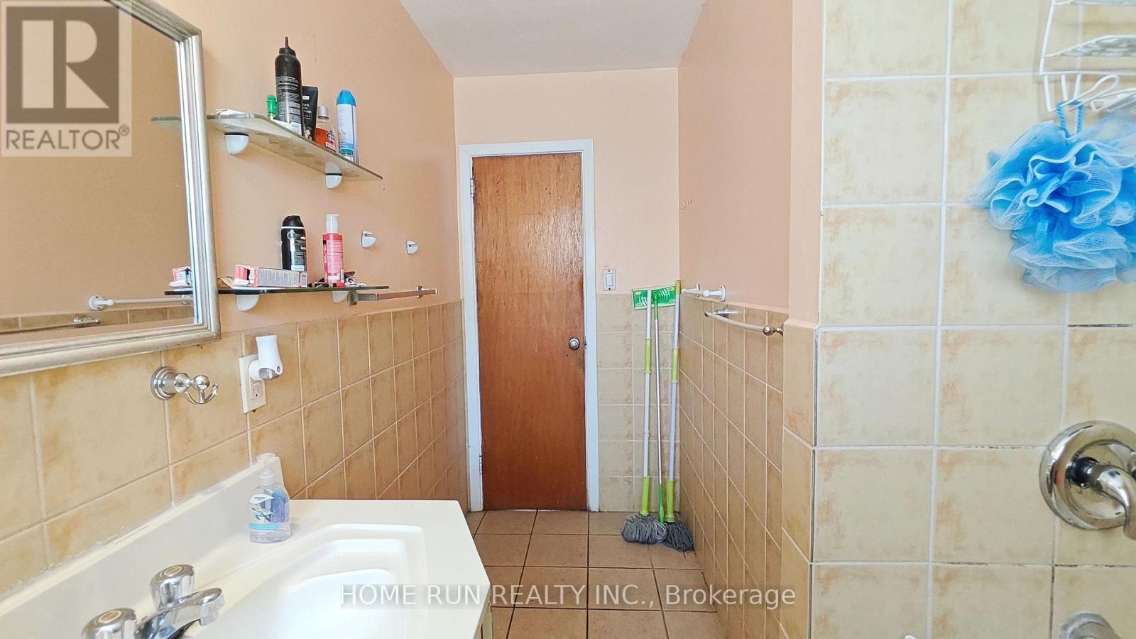 1023 Meadowlands Drive, Ottawa, Ontario  K2C 0K5 - Photo 35 - X13649280