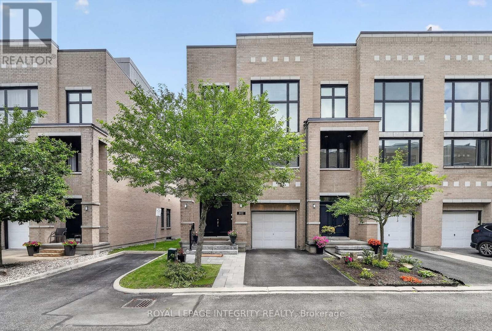 812 PETRA PRIVATE, Ottawa, Ontario