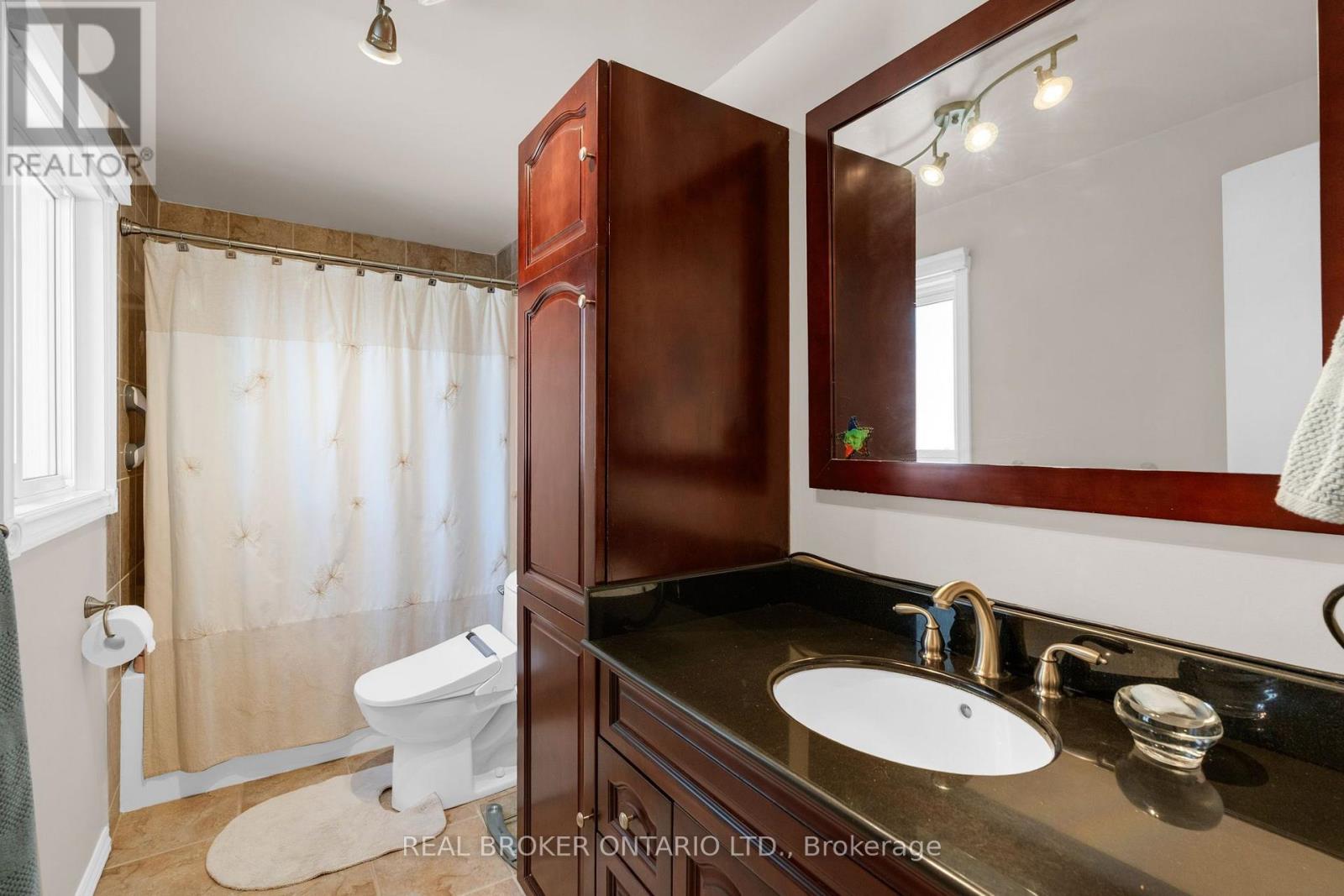 40 Farmingdale Crescent, Barrie (Cundles East), Ontario  L4M 5E5 - Photo 26 - S13649078