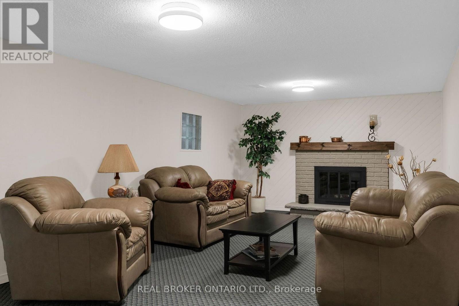 40 Farmingdale Crescent, Barrie (Cundles East), Ontario  L4M 5E5 - Photo 28 - S13649078