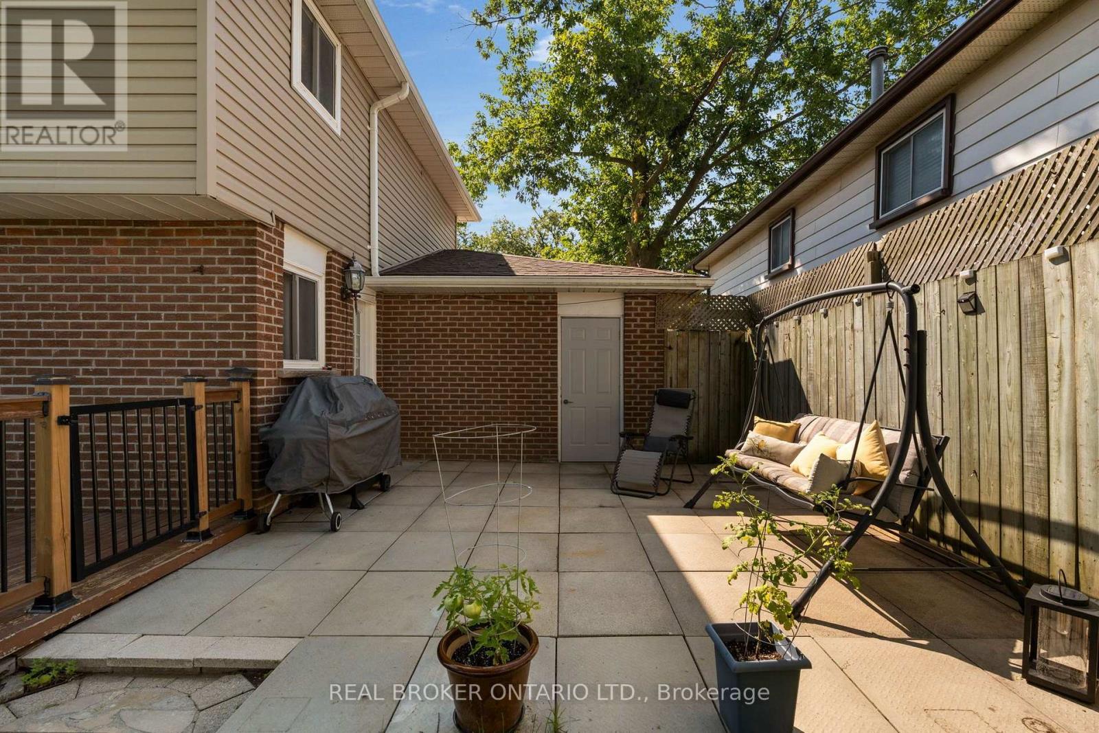 40 Farmingdale Crescent, Barrie (Cundles East), Ontario  L4M 5E5 - Photo 33 - S13649078