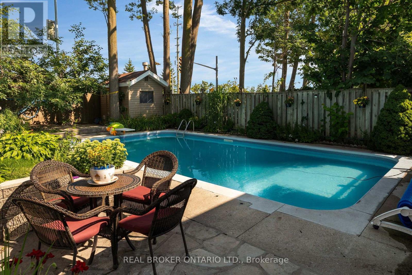 40 Farmingdale Crescent, Barrie (Cundles East), Ontario  L4M 5E5 - Photo 38 - S13649078