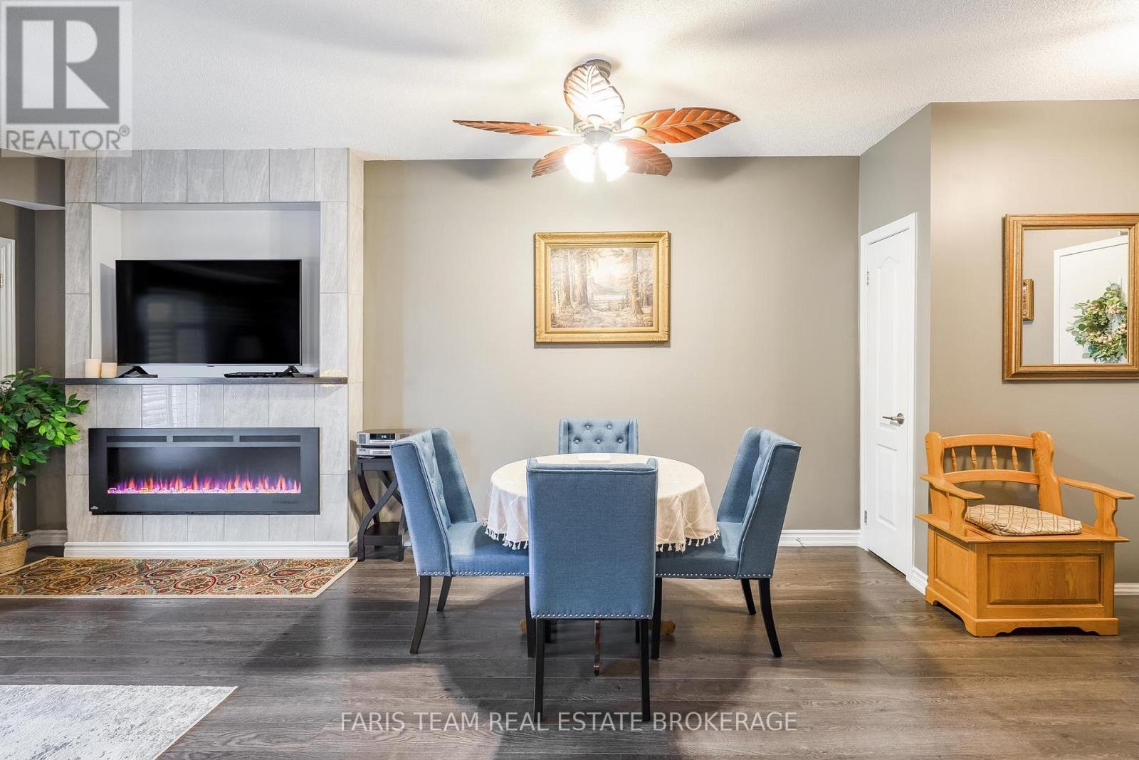 210 - 40 Ferndale Drive S, Barrie, Ontario  L4N 2L3 - Photo 12 - S13649096
