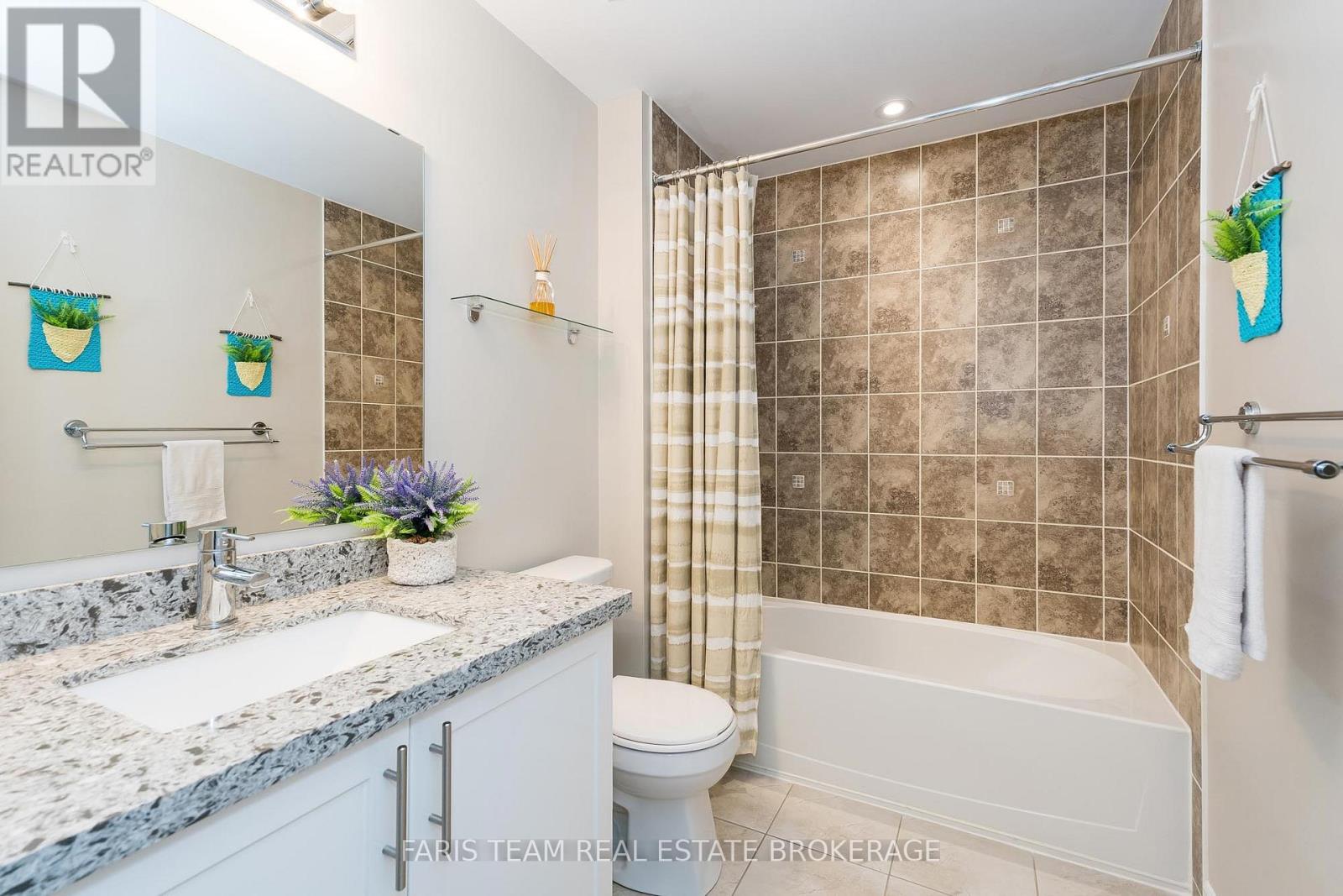 210 - 40 Ferndale Drive S, Barrie, Ontario  L4N 2L3 - Photo 19 - S13649096