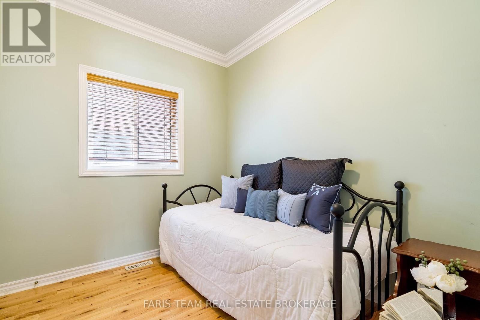83 Joseph Crescent, Barrie, Ontario  L4N 0Y2 - Photo 17 - S13649296