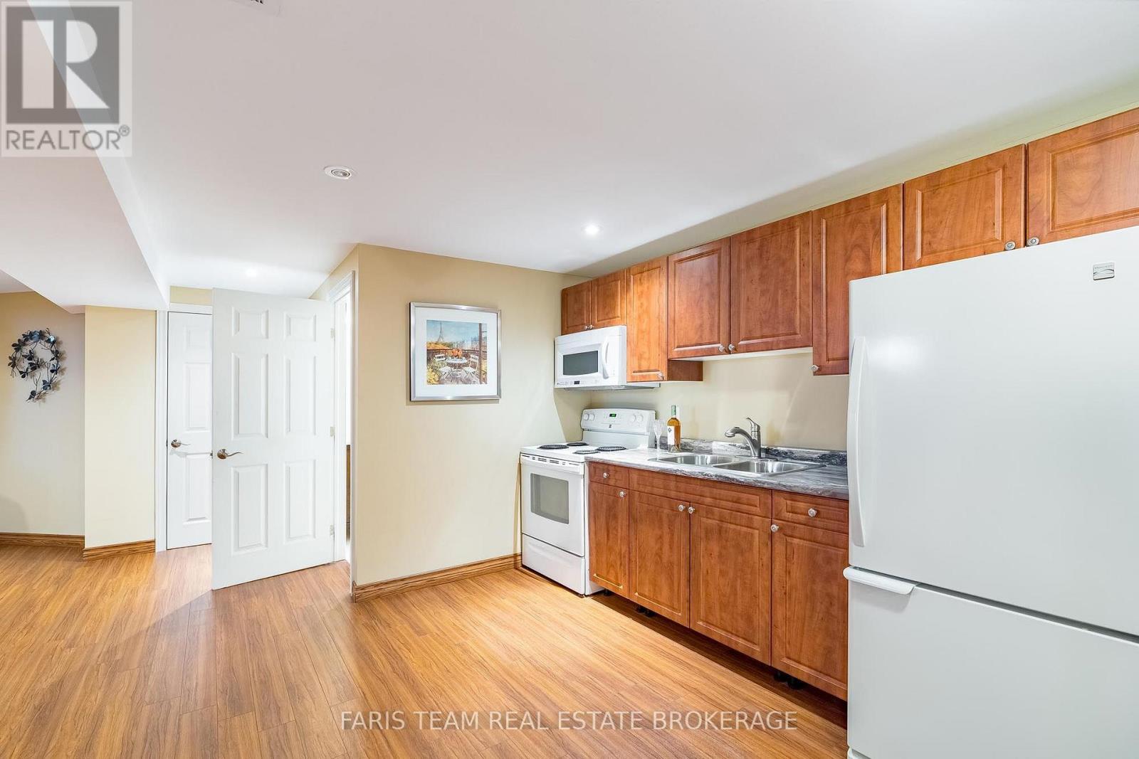 83 Joseph Crescent, Barrie, Ontario  L4N 0Y2 - Photo 24 - S13649296