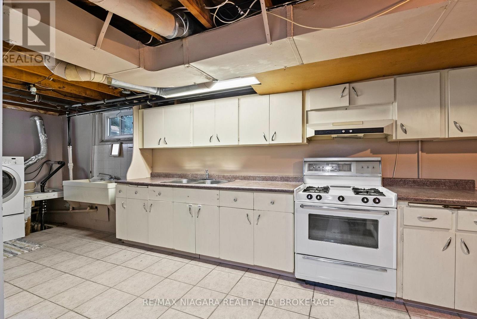 230 Wellington Street, Port Colborne, Ontario  L3K 2K2 - Photo 31 - X13649276