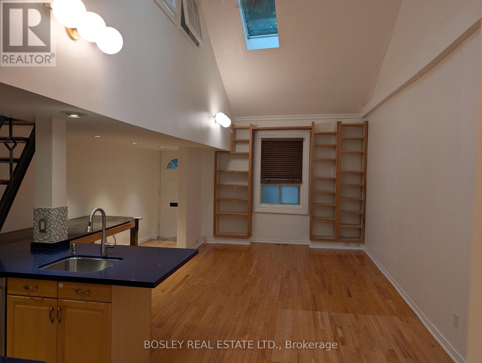 230 Ontario Street, Toronto, Ontario M5A 2V5 - Photo 2 - C13577366