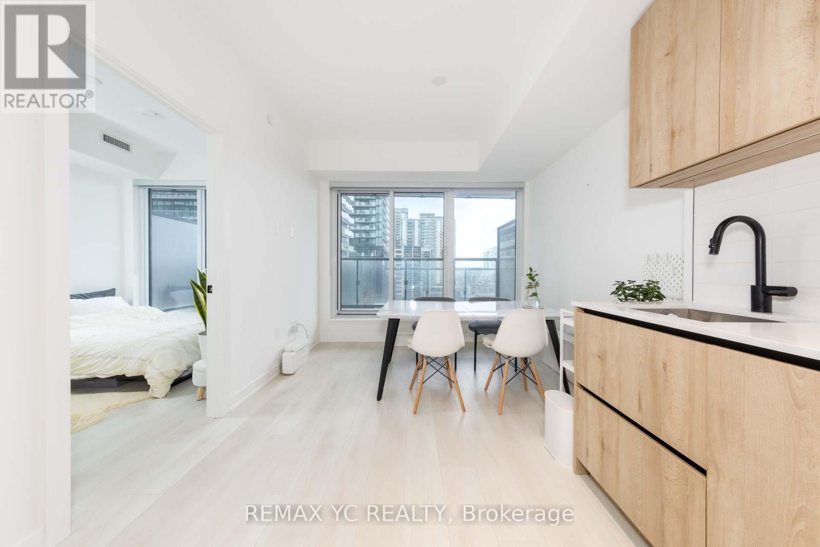 703 - 117 Broadway Avenue, Toronto, Ontario  M4P 1V3 - Photo 4 - C13649250