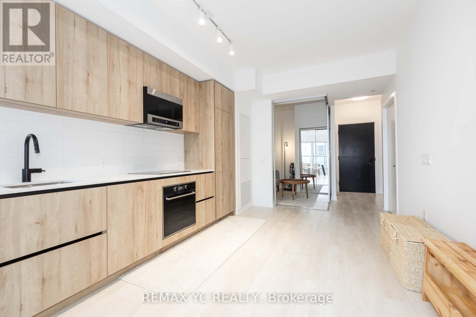 703 - 117 Broadway Avenue, Toronto, Ontario  M4P 1V3 - Photo 2 - C13649250
