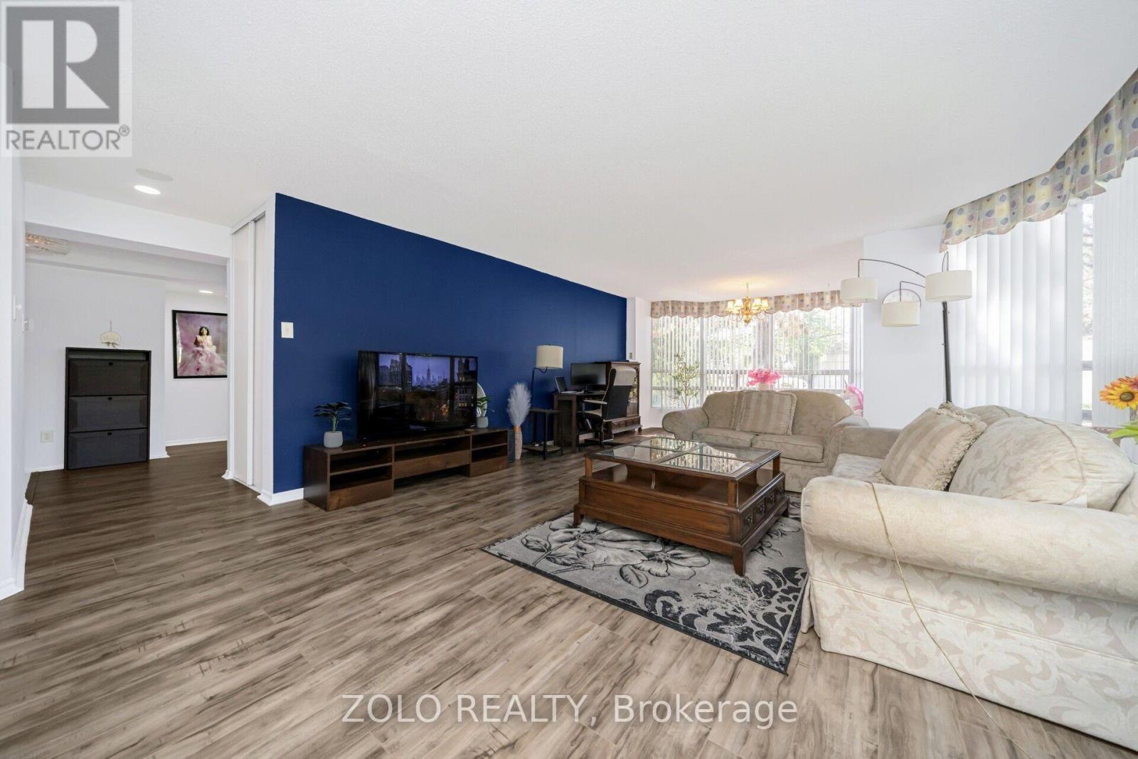 105 - 310 Mill Street S, Brampton, Ontario  L6Y 3B1 - Photo 5 - W13649026