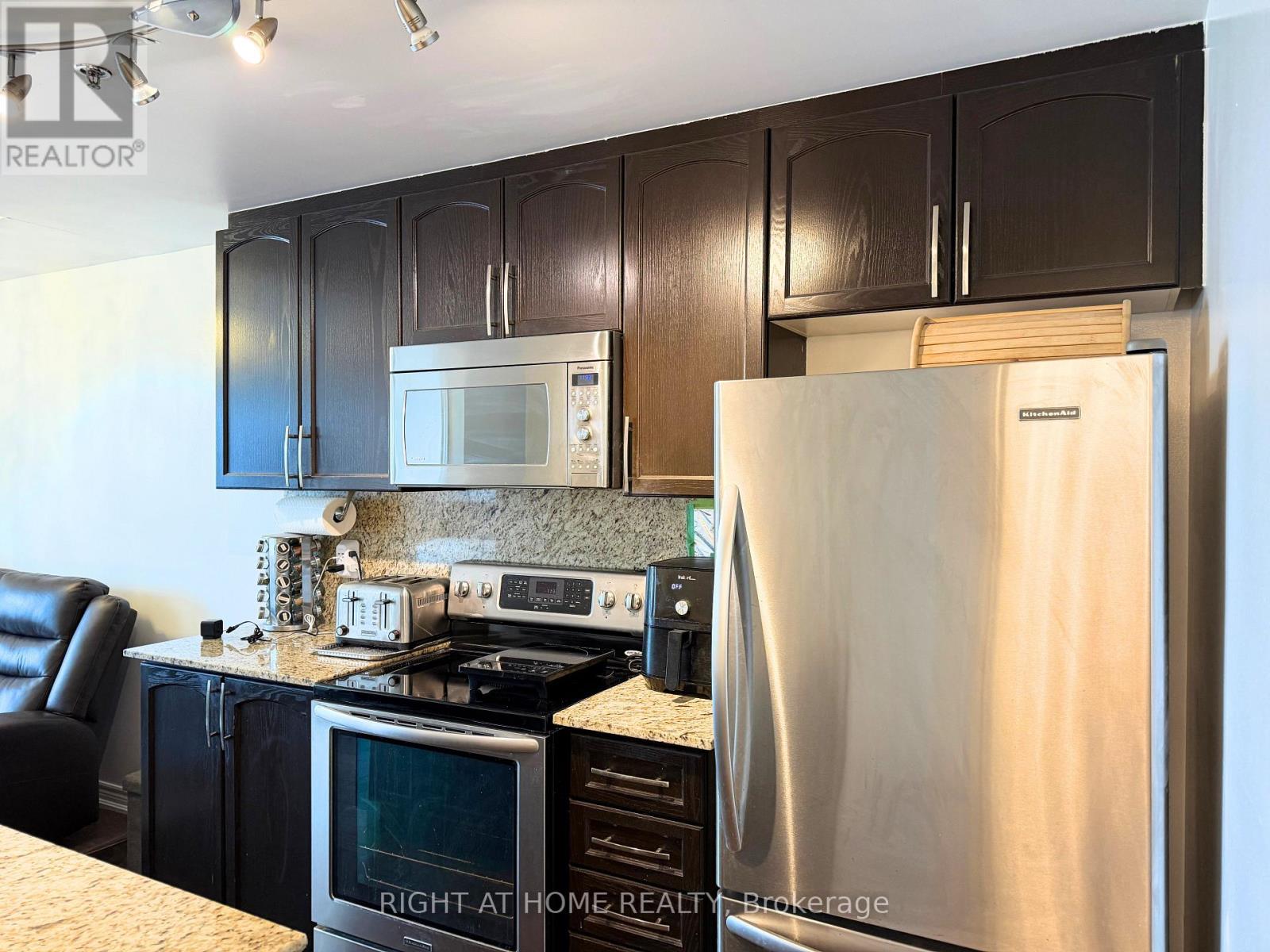 308 - 1419 Costigan Road, Milton, Ontario  L9T 2L4 - Photo 18 - W13649036