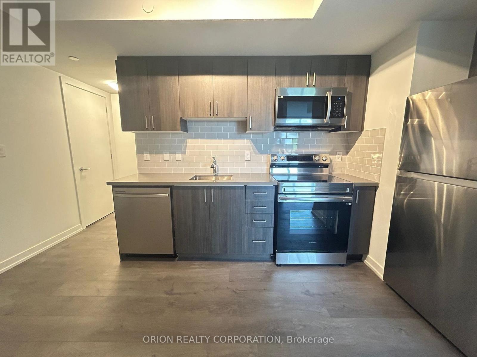 427 - 556 Marlee Avenue, Toronto, Ontario  M6B 0B1 - Photo 2 - W13649054