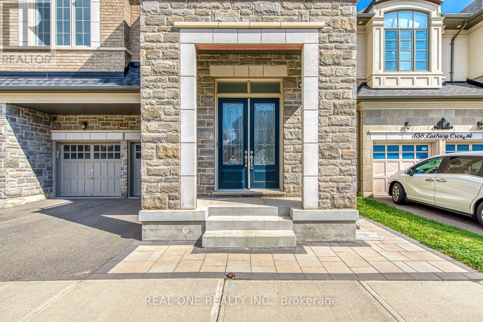 140 Zachary Crescent, Oakville, Ontario  L6H 0W1 - Photo 3 - W13649060