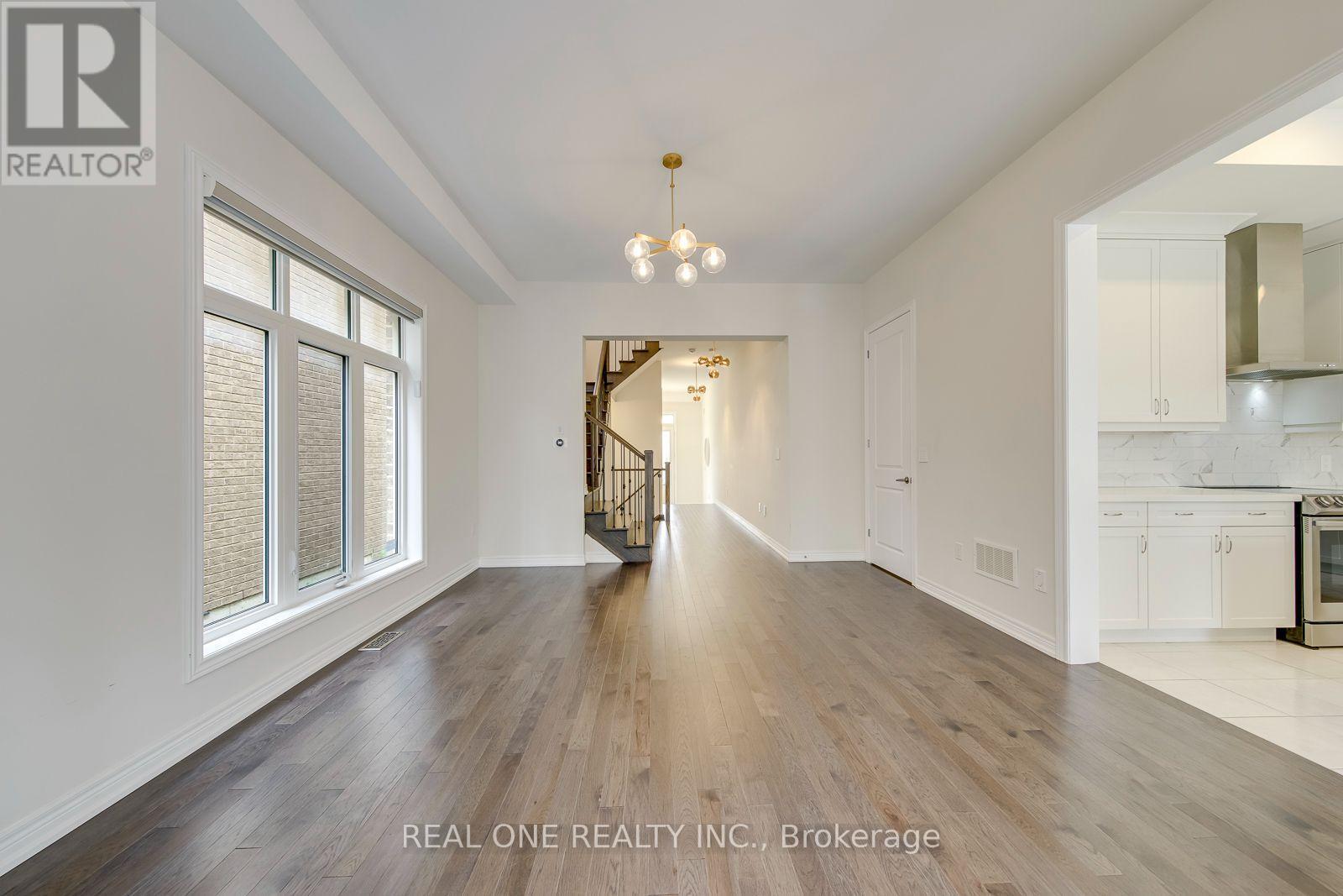 140 Zachary Crescent, Oakville, Ontario  L6H 0W1 - Photo 8 - W13649060