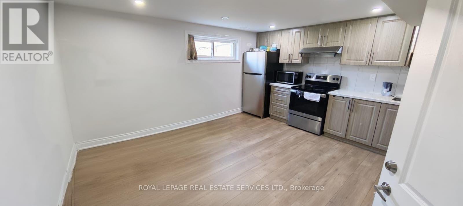 Basement - 4264 Brandon Gate Drive, Mississauga, Ontario  L4T 3K4 - Photo 6 - W13649080