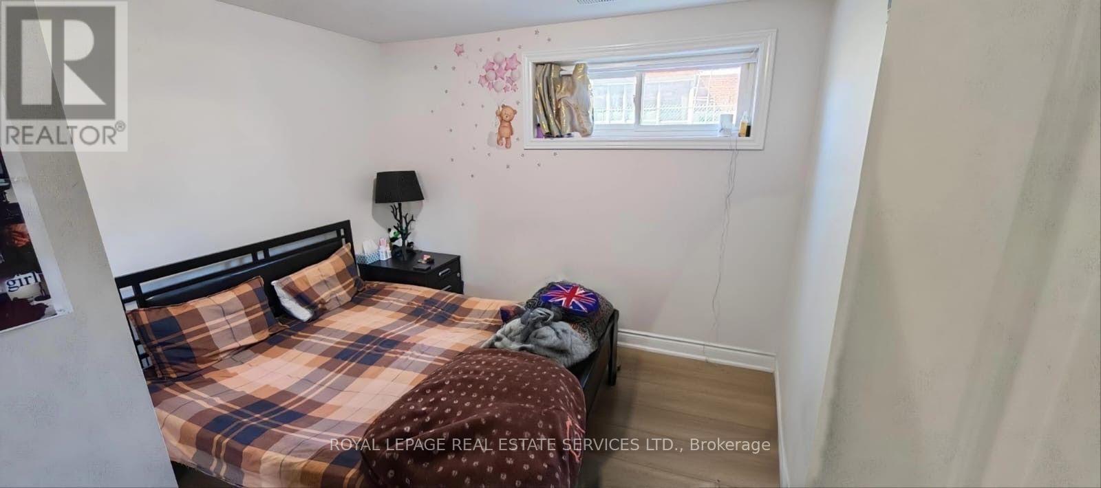 Basement - 4264 Brandon Gate Drive, Mississauga, Ontario  L4T 3K4 - Photo 8 - W13649080