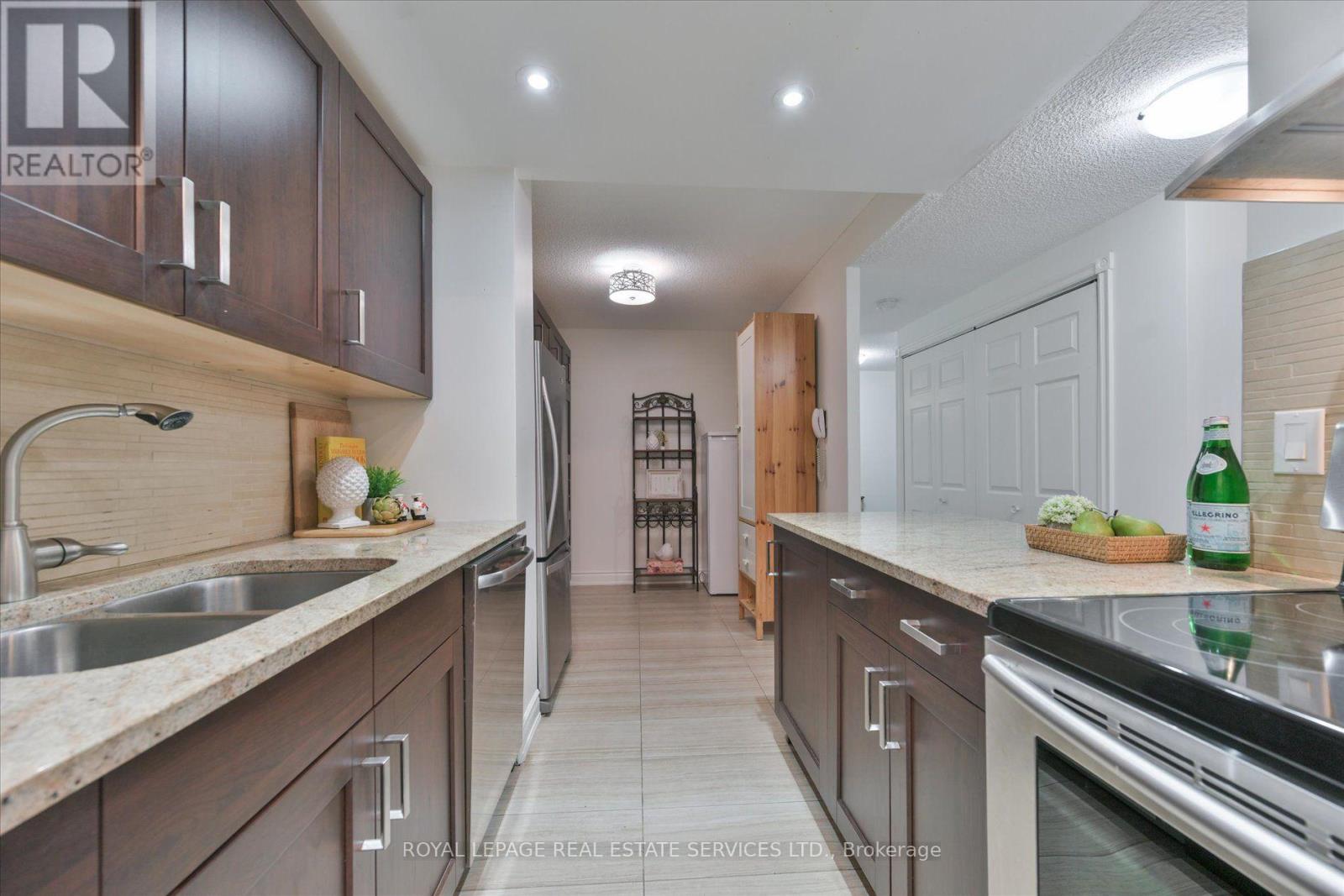 309 - 812 Burnhamthorpe Road, Toronto, Ontario  M9C 4W1 - Photo 14 - W13649116