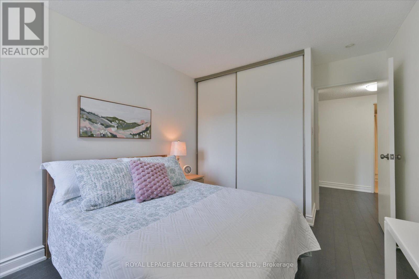 309 - 812 Burnhamthorpe Road, Toronto, Ontario  M9C 4W1 - Photo 21 - W13649116