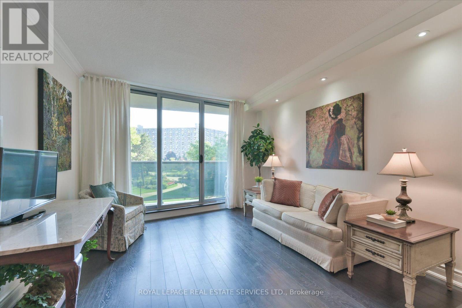 309 - 812 Burnhamthorpe Road, Toronto, Ontario  M9C 4W1 - Photo 8 - W13649116
