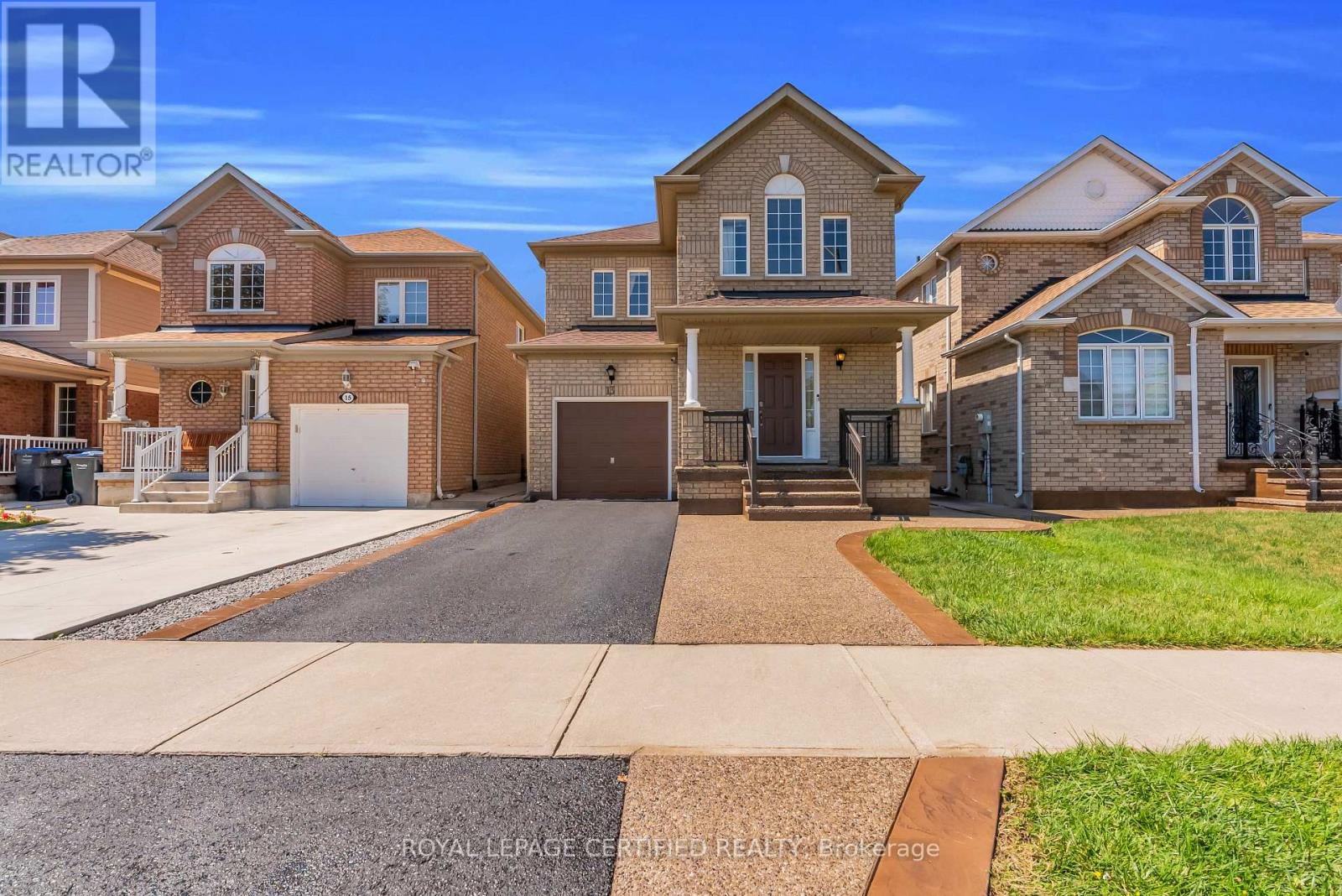 13 HEARTLEAF CRESCENT, Brampton, Ontario