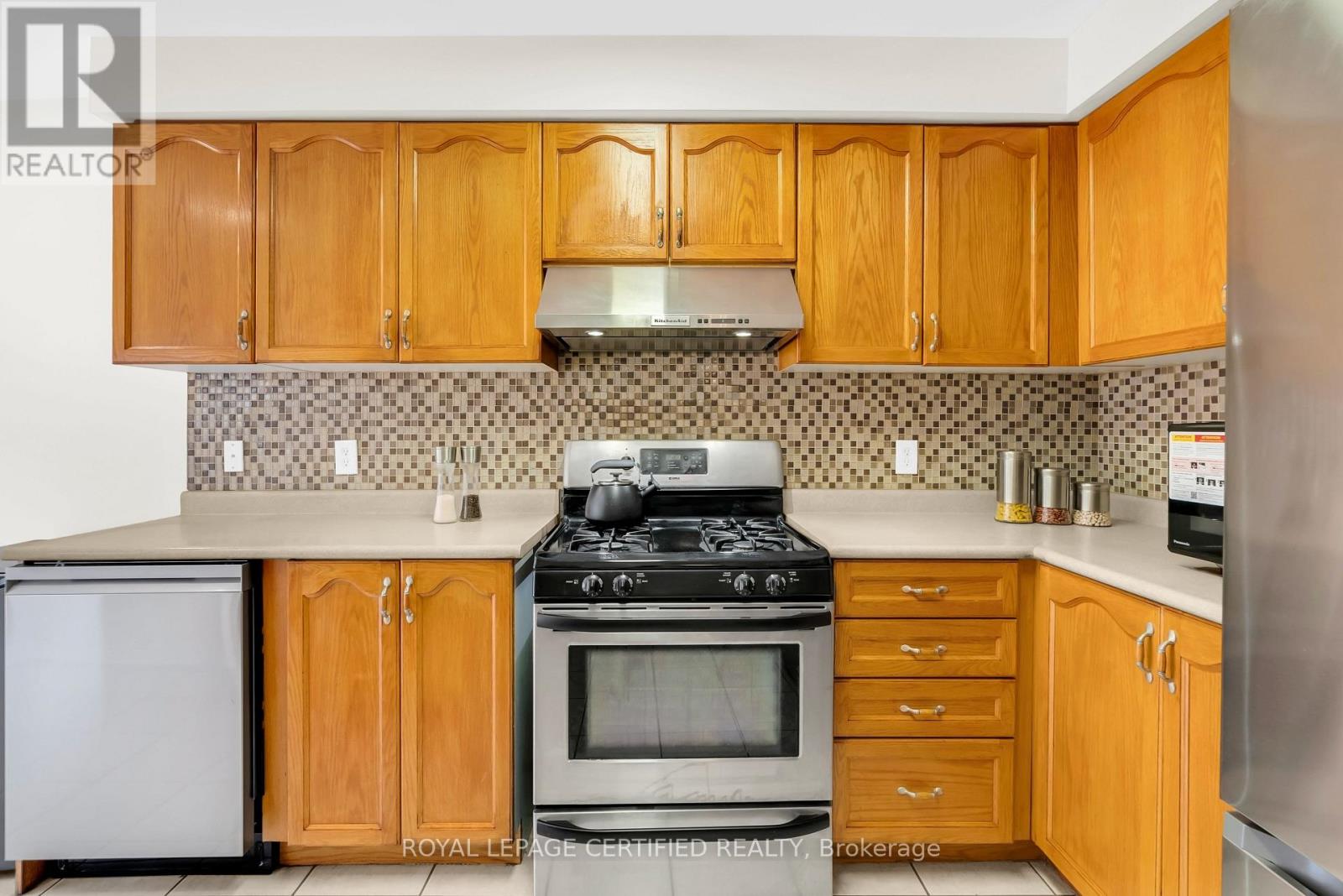 13 Heartleaf Crescent, Brampton, Ontario  L7A 2B9 - Photo 13 - W13649154