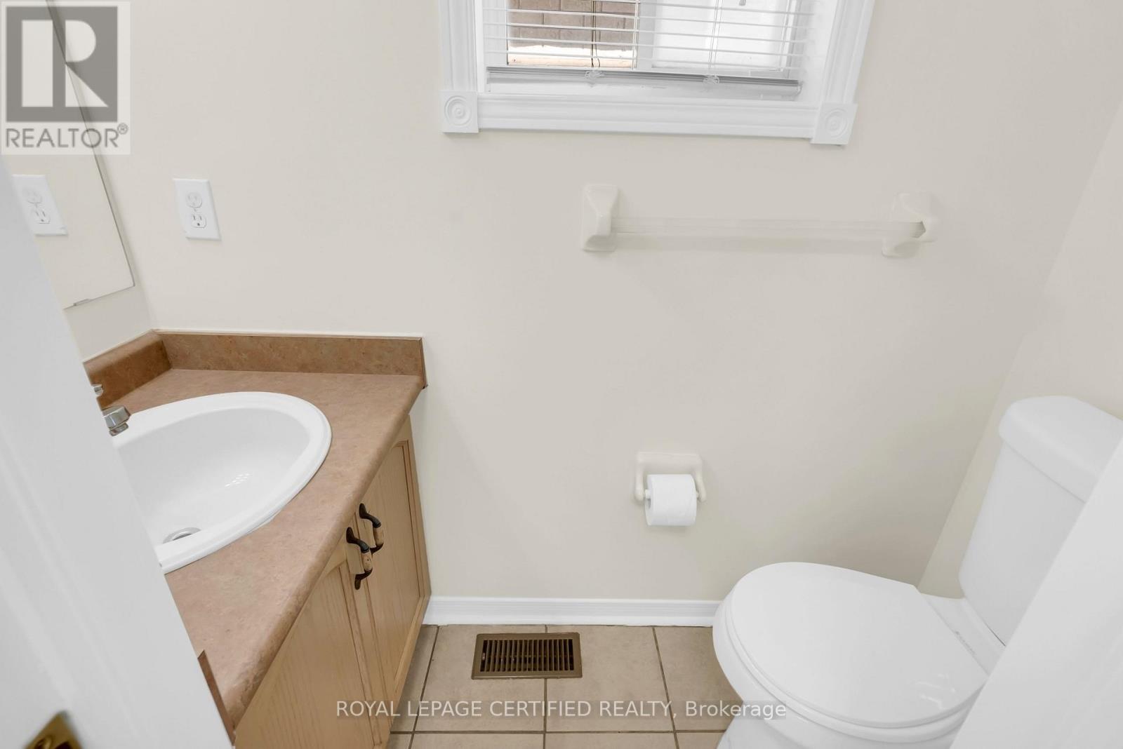13 Heartleaf Crescent, Brampton, Ontario  L7A 2B9 - Photo 19 - W13649154