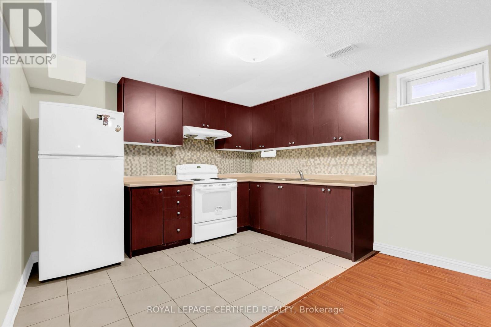 13 Heartleaf Crescent, Brampton, Ontario  L7A 2B9 - Photo 39 - W13649154