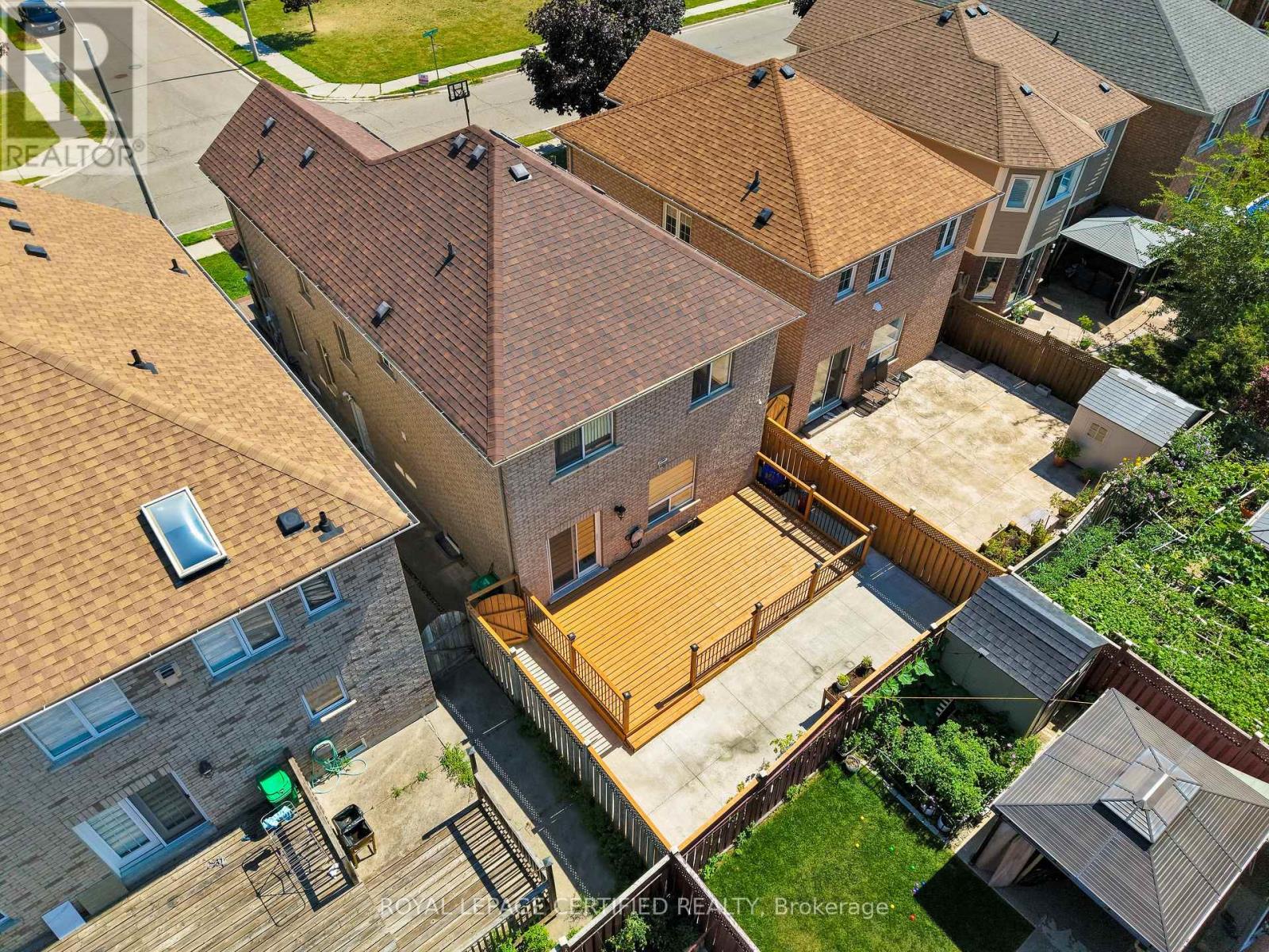 13 Heartleaf Crescent, Brampton, Ontario  L7A 2B9 - Photo 46 - W13649154