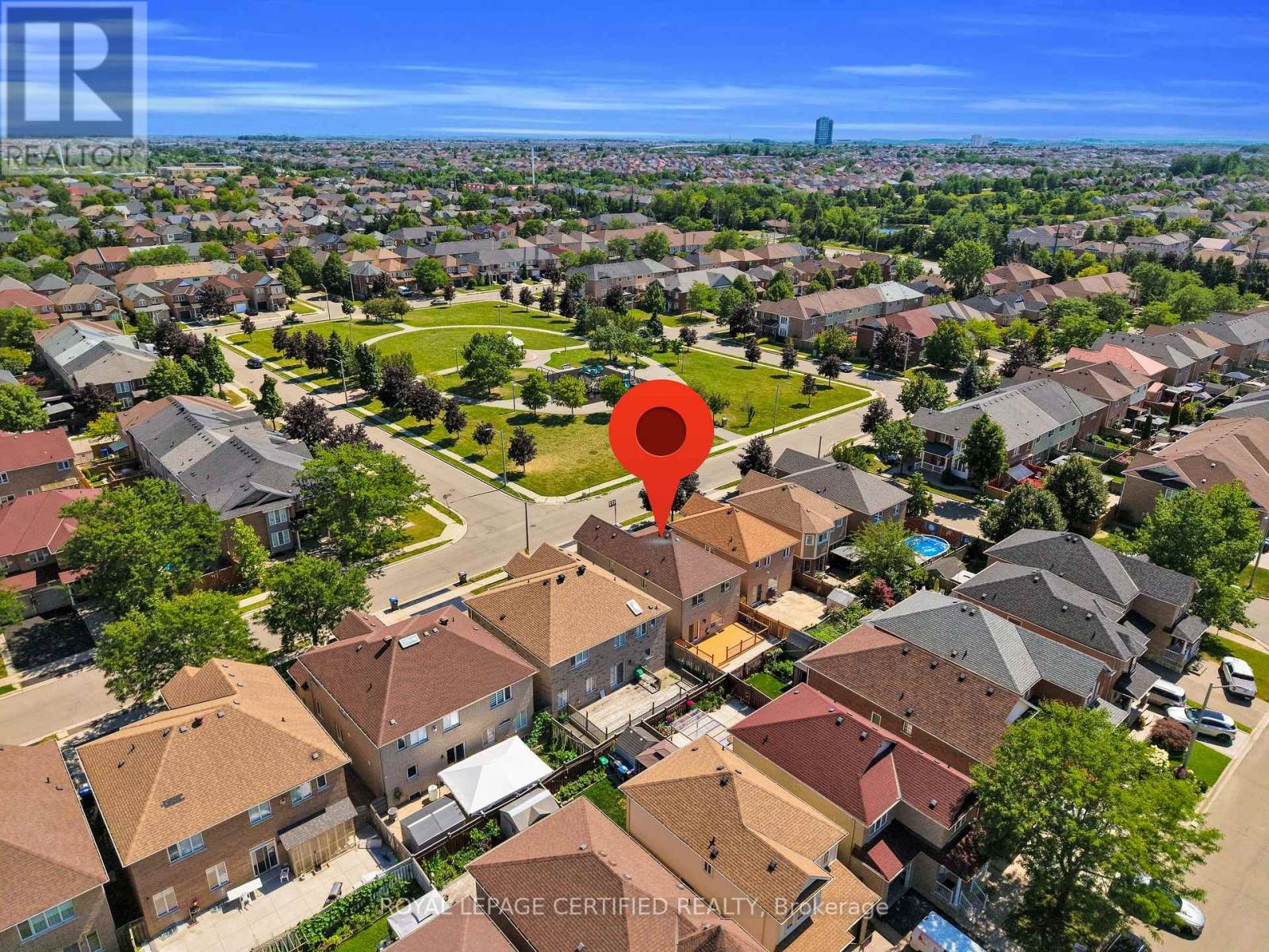 13 Heartleaf Crescent, Brampton, Ontario  L7A 2B9 - Photo 47 - W13649154