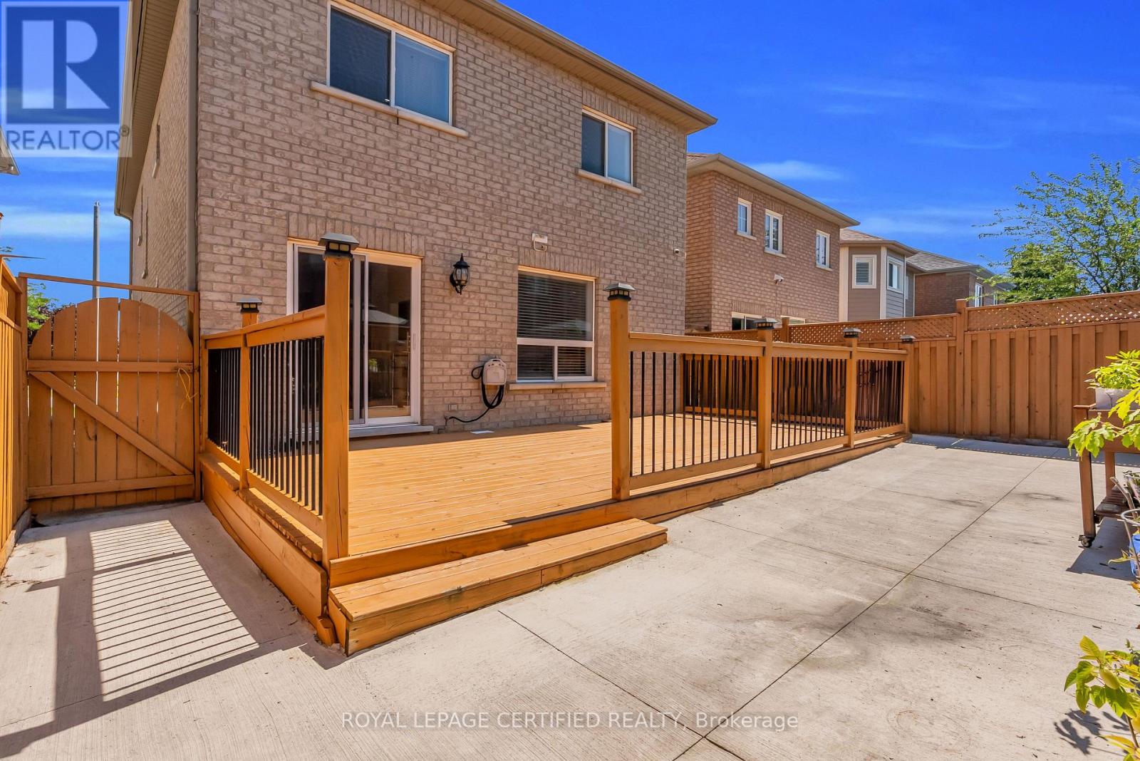 13 Heartleaf Crescent, Brampton, Ontario  L7A 2B9 - Photo 50 - W13649154