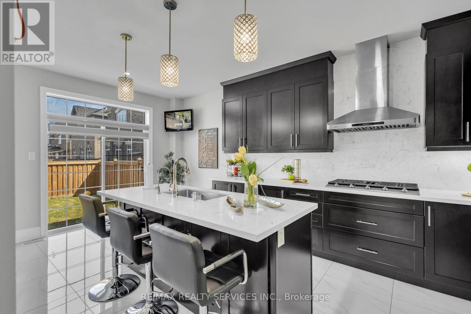 40 Rosewell Crescent, Halton Hills, Ontario  L7G 0N3 - Photo 17 - W13649166