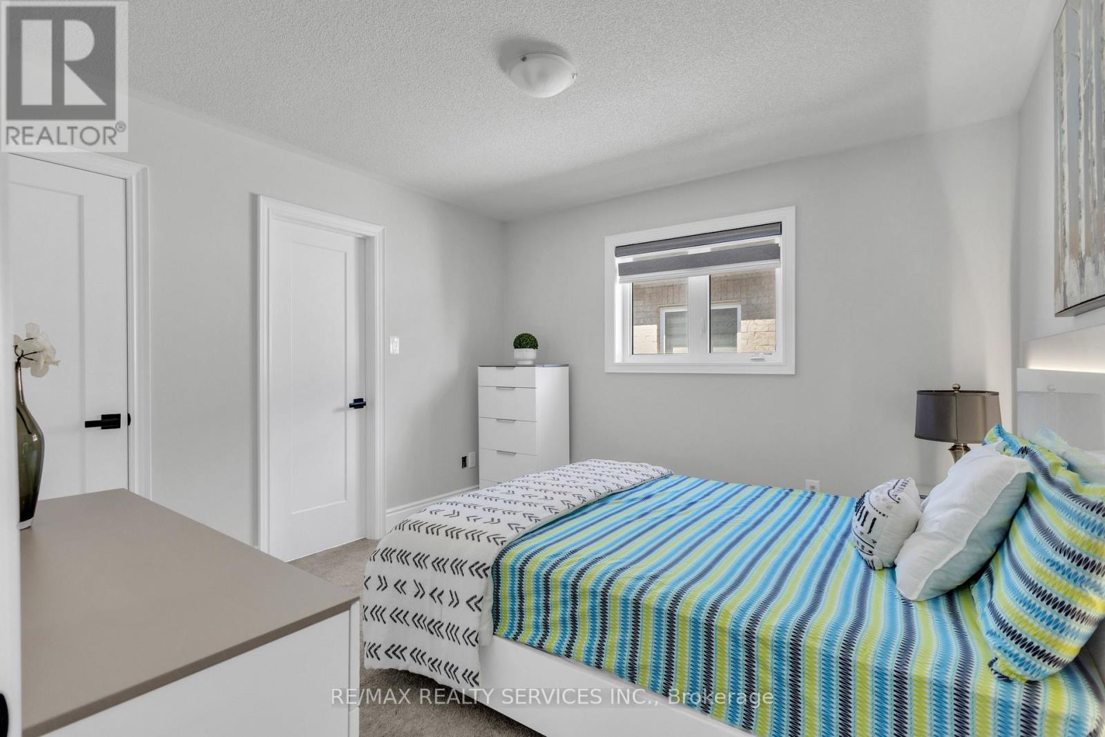 40 Rosewell Crescent, Halton Hills, Ontario  L7G 0N3 - Photo 30 - W13649166