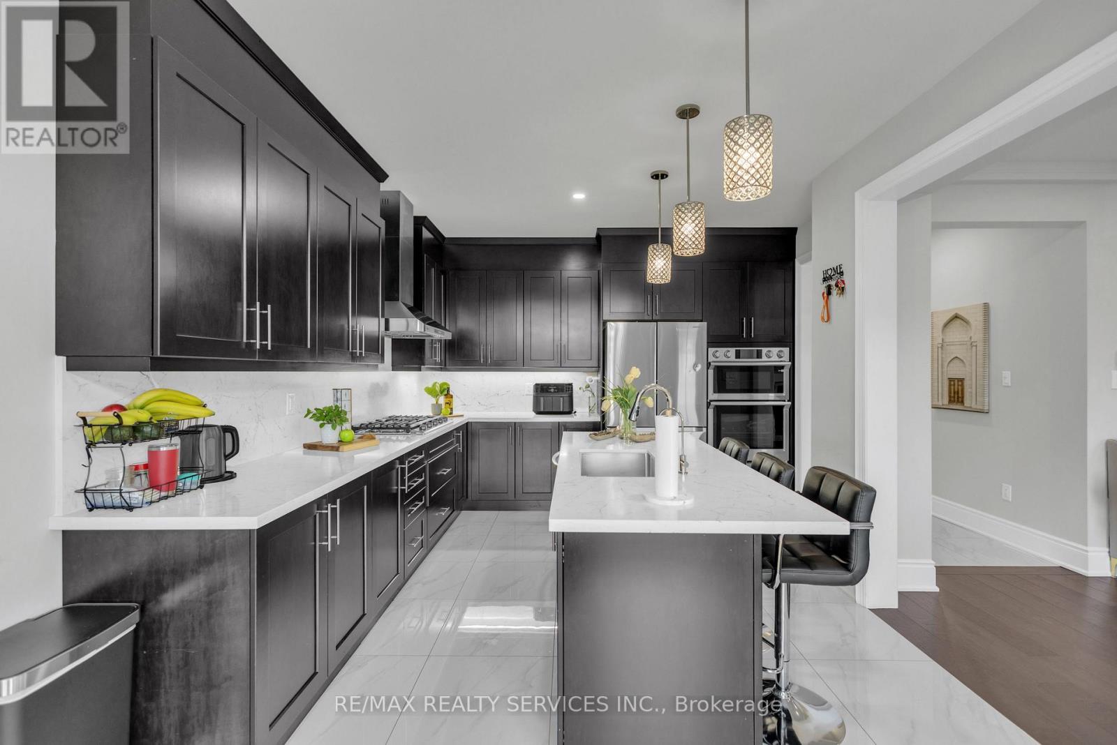40 Rosewell Crescent, Halton Hills, Ontario  L7G 0N3 - Photo 5 - W13649166