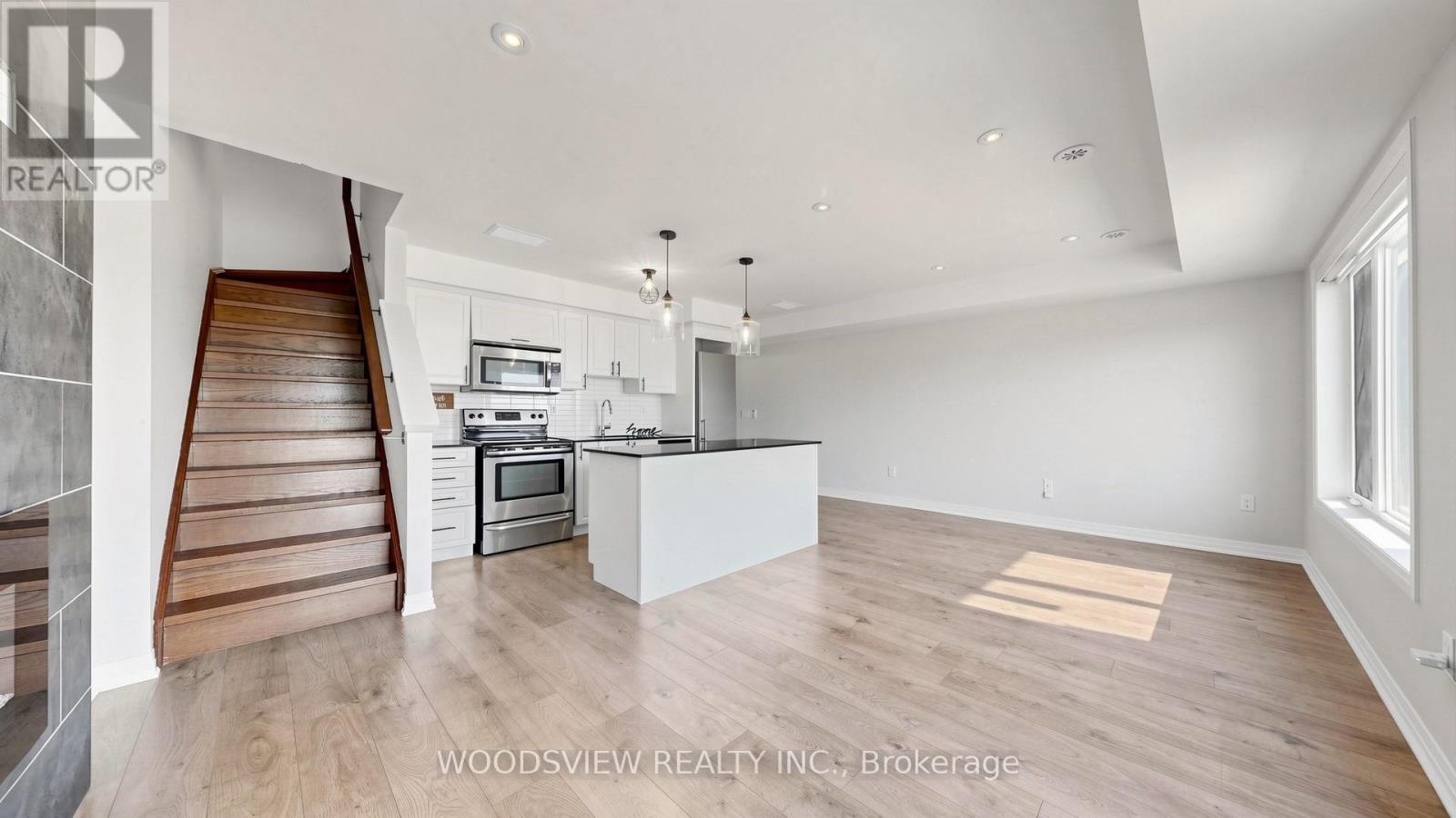 9 - 185 William Duncan Road, Toronto, Ontario  M3K 0B7 - Photo 3 - W13649170