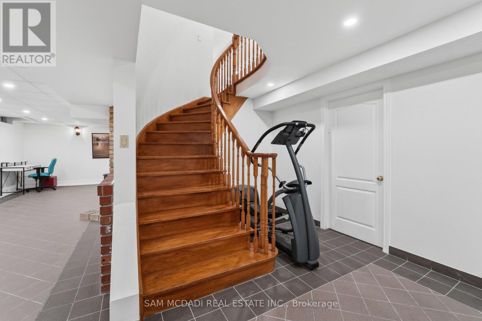 3071 Bayberry Drive, Mississauga, Ontario  L5N 6P1 - Photo 31 - W13649184