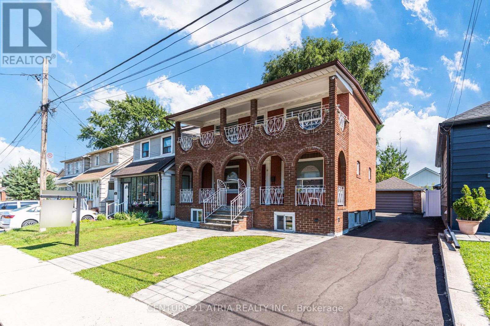 21 MAHONEY AVENUE, Toronto, Ontario