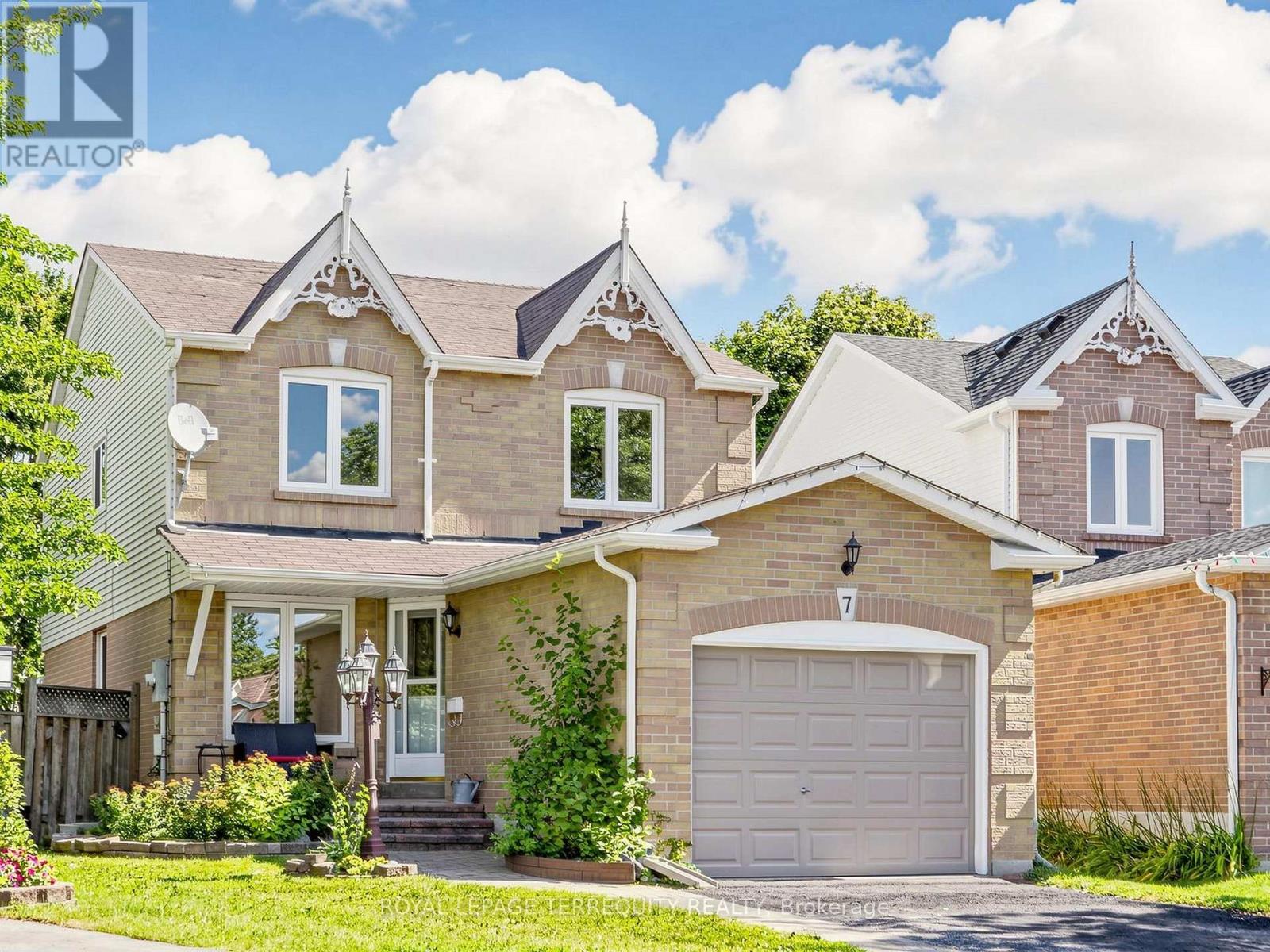 7 Yorkville Court, Clarington, Ontario  L1E 2A7 - Photo 3 - E13648888