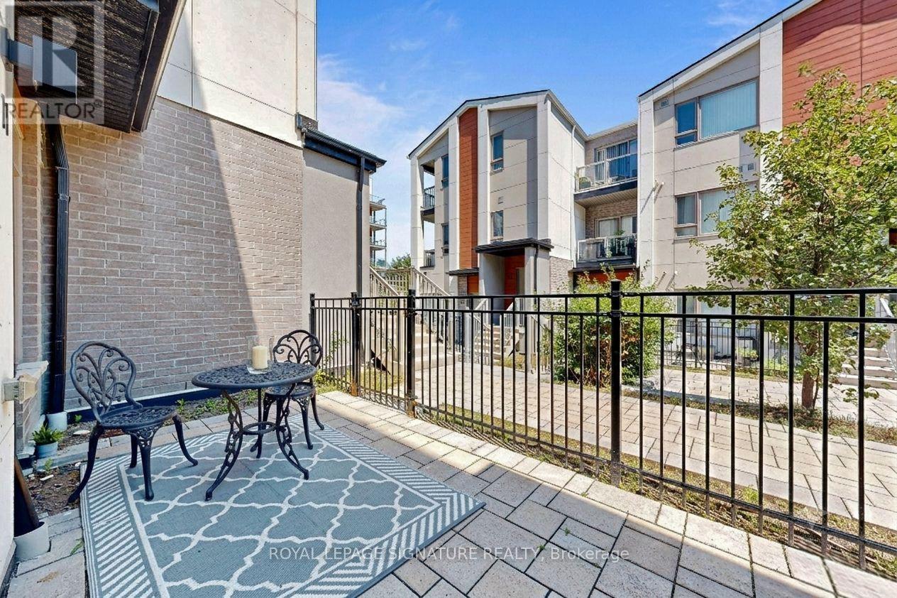 11 - 60 Orchid Place Drive, Toronto, Ontario M1B 0C4 - Photo 6 - E13643794
